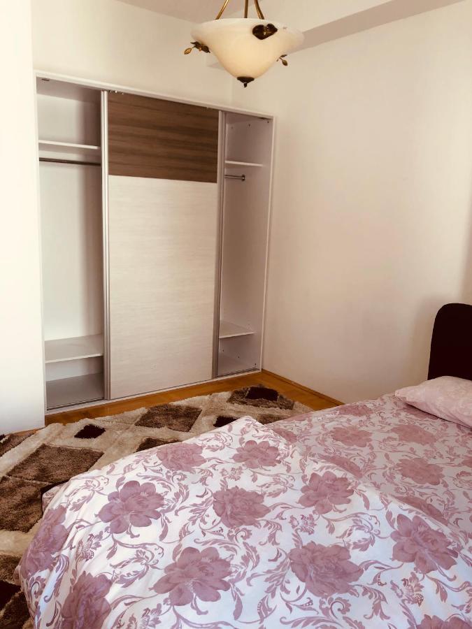Apartments Near City Center Скоп'є Екстер'єр фото
