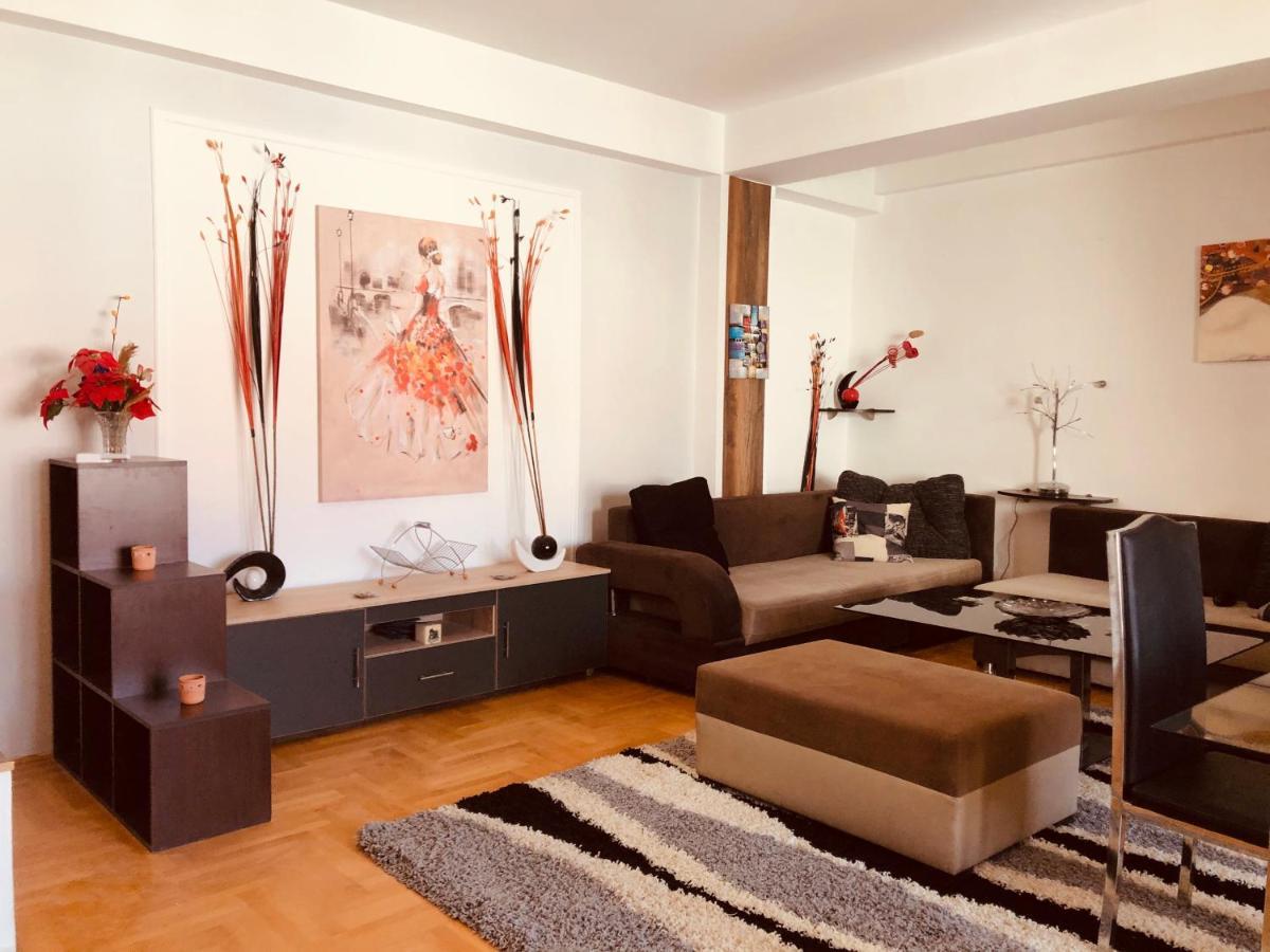 Apartments Near City Center Скоп'є Екстер'єр фото
